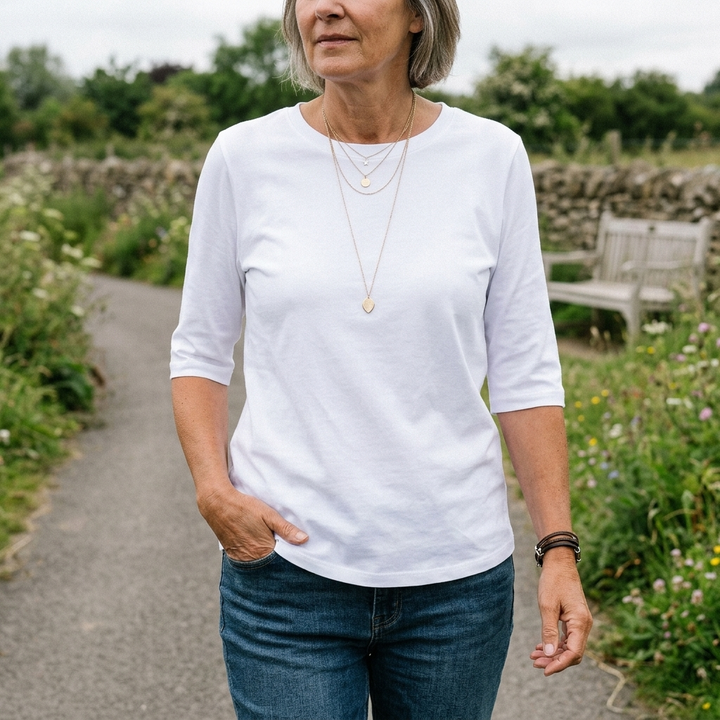 Linda | Cotton Tee