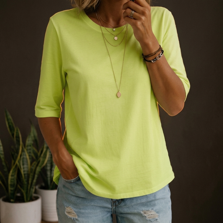 Linda | Cotton Tee